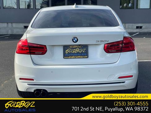Used 2017 BMW 330i Sedan RWD image 5