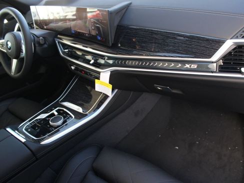 Used 2026 BMW X5 sDrive40i w/ M Sport Package RWD image 34
