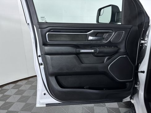 Used 2022 RAM 1500 Laramie AWD/4WD image 28