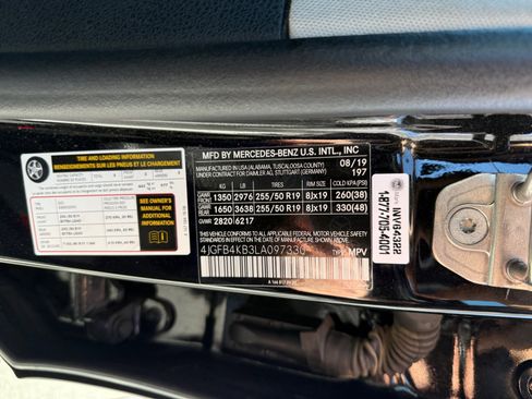 Used 2020 Mercedes-Benz GLE 350 4MATIC image 25