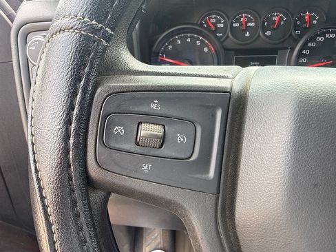 Used 2020 Chevrolet Silverado 1500 Custom w/ Custom 2.7L Value Package AWD/4WD image 19