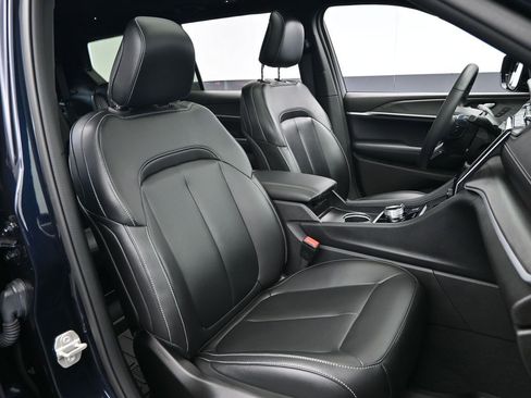 Used 2024 Jeep Grand Cherokee L Limited w/ Trailer Tow Package image 32