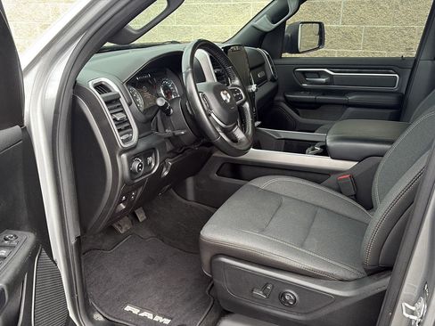 Used 2021 RAM 1500 Big Horn AWD/4WD image 5