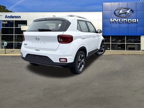 New 2026 Hyundai Venue SEL image 5