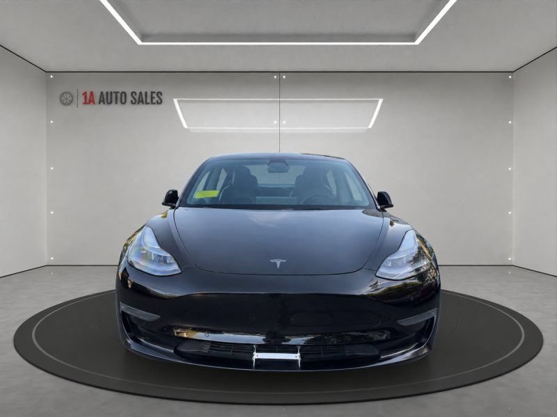 Used 2022 Tesla Model 3 Standard Range RWD image 8