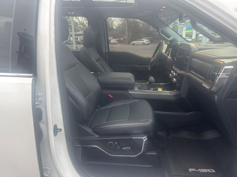 Used 2023 Ford F150 Lariat w/ Equipment Group 502A High image 19