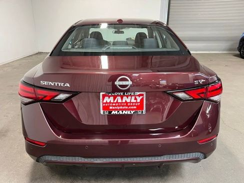 Used 2024 Nissan Sentra SV FWD image 4