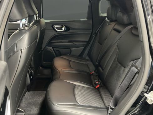 New 2026 Jeep Compass Latitude AWD/4WD image 22
