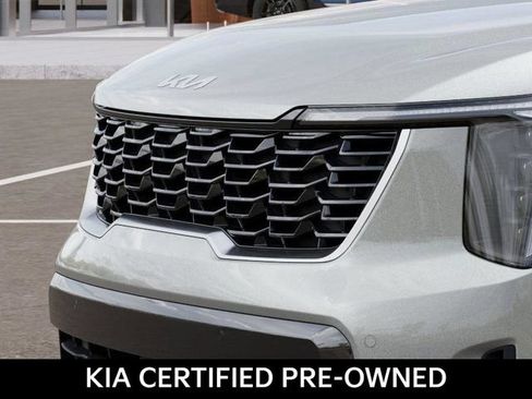 Certified 2026 Kia Sorento EX w/ EX Premium Package FWD image 12