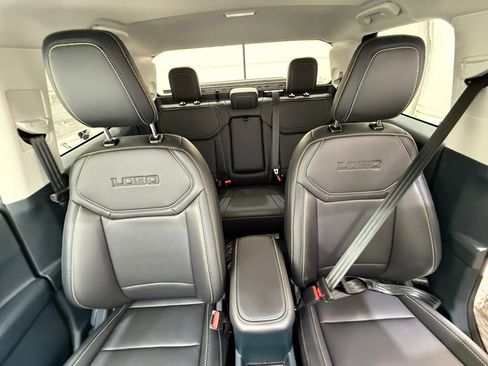 New 2025 Ford Maverick Lobo image 28