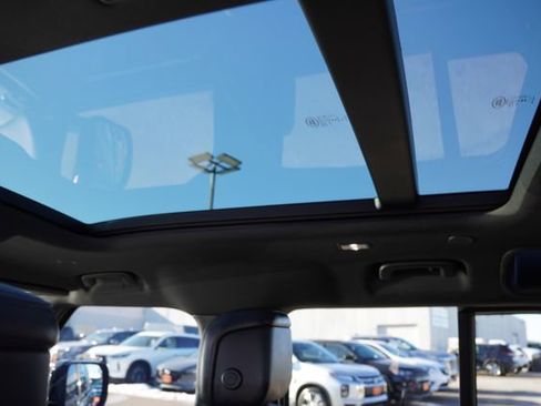 Used 2021 Land Rover Defender 110 X-Dynamic HSE image 19