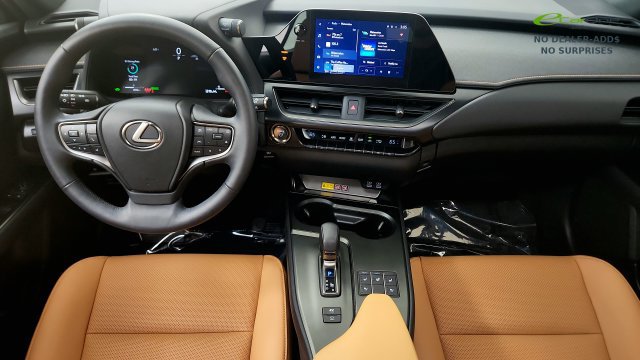 Used 2025 Lexus UX 300h FWD w/ Accessory Package (Z1) image 47