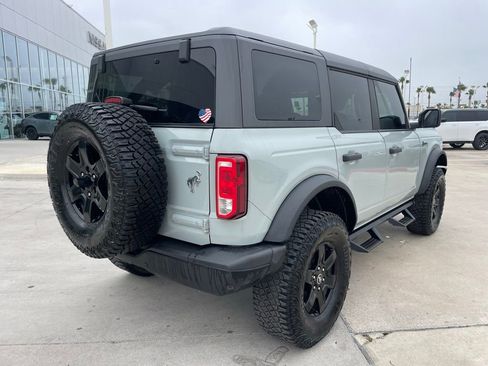 Used 2024 Ford Bronco Black Diamond AWD/4WD image 3