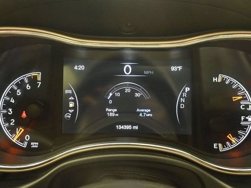 Used 2017 Jeep Grand Cherokee Laredo AWD/4WD image 28