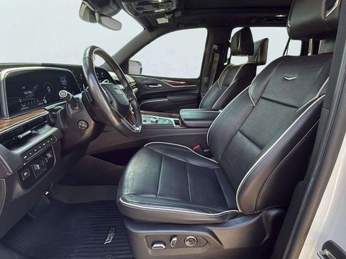 Used 2021 Cadillac Escalade Premium Luxury w/ Driver Assist Tech Package AWD/4WD image 21