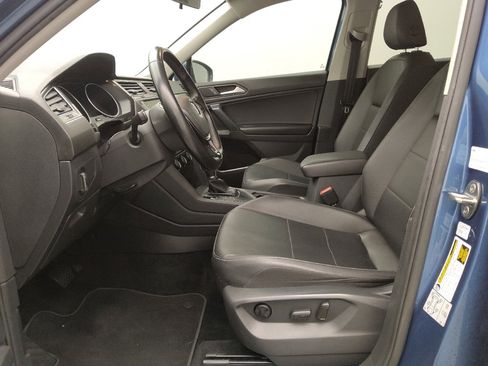 Used 2019 Volkswagen Tiguan SEL R-Line image 17