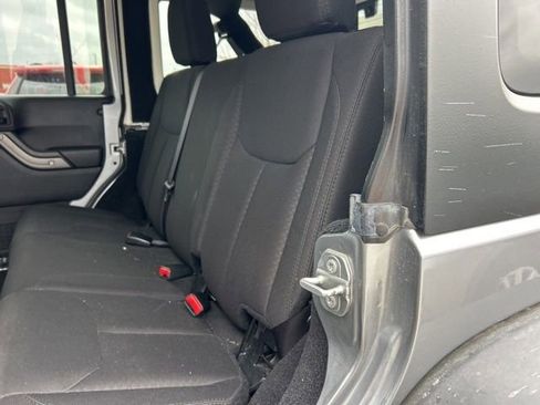 Used 2017 Jeep Wrangler Unlimited Sport w/ Quick Order Package 24S image 9