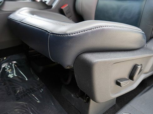 Used 2022 Ford Bronco Outer Banks image 11