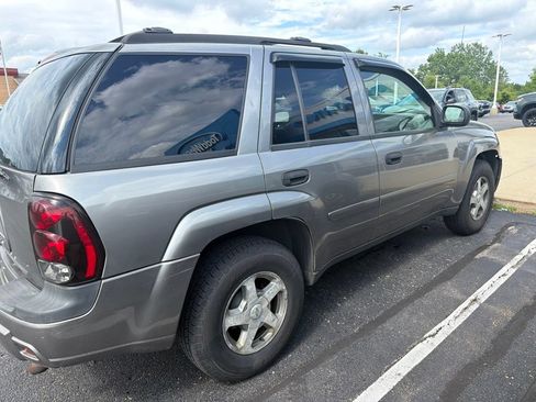 Used 2006 Chevrolet TrailBlazer LS w/ LS Preferred Equipment Group AWD/4WD image 11