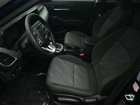 Certified 2026 Kia Seltos LX FWD image 50