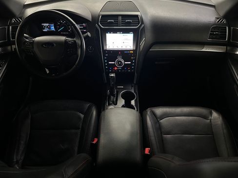 Used 2017 Ford Explorer Sport w/ Equipment Group 401A image 17