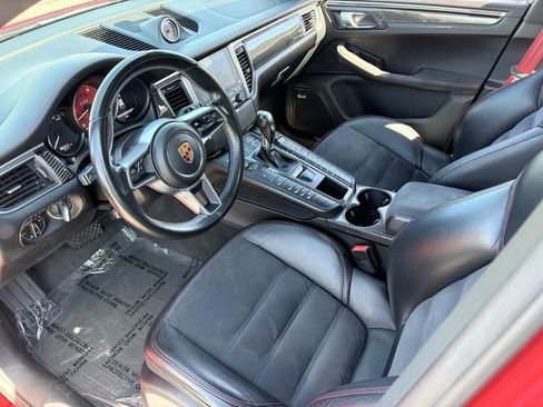 Used 2018 Porsche Macan GTS image 5