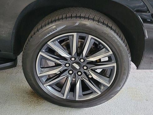 Used 2023 Cadillac Escalade ESV Sport Platinum RWD image 8