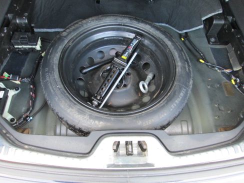 Used 2017 Volvo V60 T5 Premier w/ Convenience Package image 46