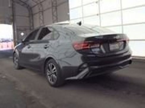 Used 2023 Kia Forte LXS image 5