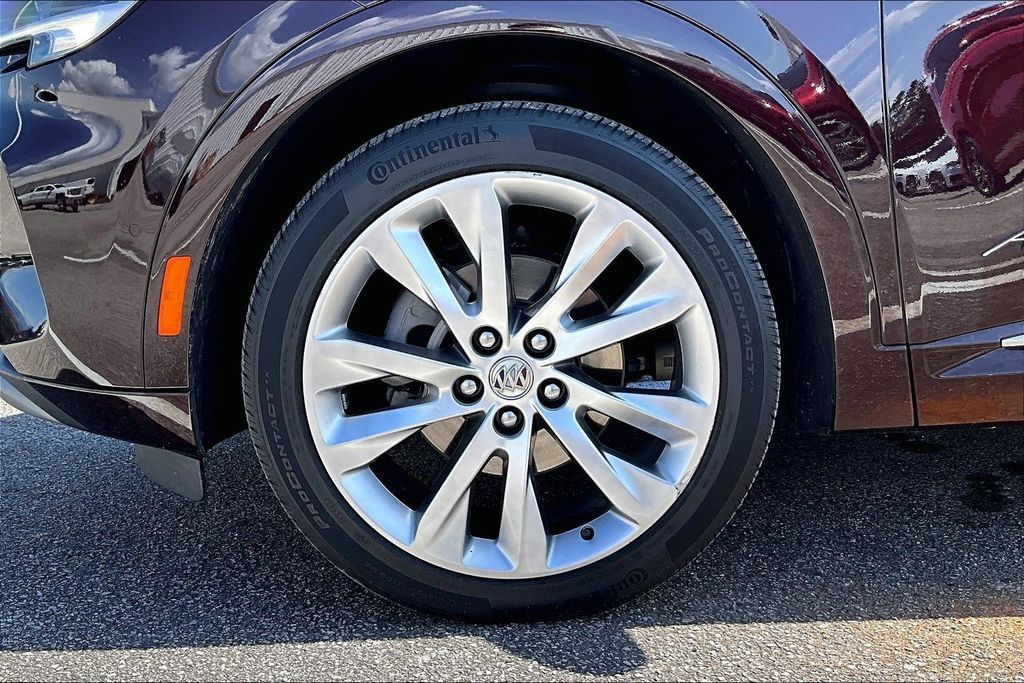 Used 2023 Buick Envision Avenir FWD image 35