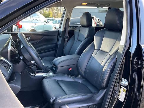 Used 2023 Subaru Ascent Touring image 8
