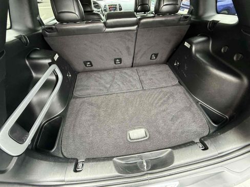 Used 2018 Jeep Cherokee Trailhawk image 79