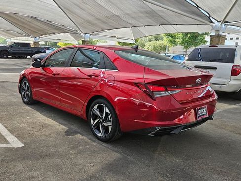 Used 2023 Hyundai Elantra Limited FWD image 7