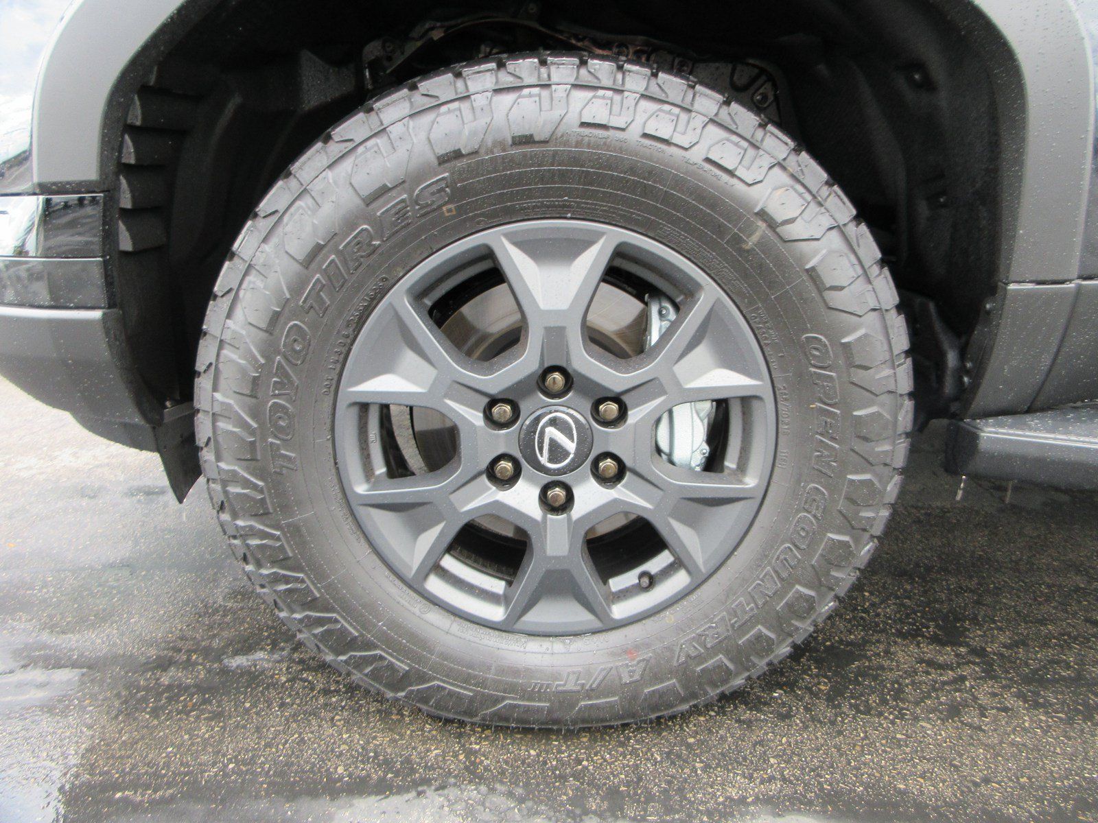 Used 2026 Lexus GX 550 AWD/4WD image 18