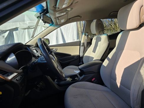 Used 2013 Hyundai Santa Fe Sport image 2