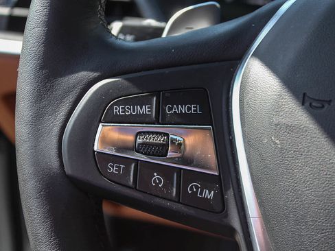 Used 2023 BMW 330i Sedan w/ Premium Package RWD image 22