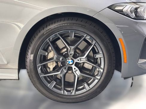 Used 2025 BMW 330i Sedan w/ Convenience Package RWD image 12