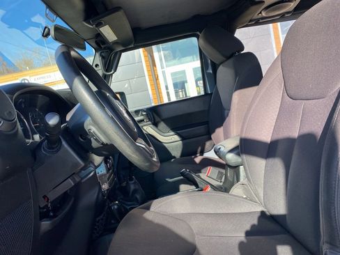 Used 2014 Jeep Wrangler Sport image 15