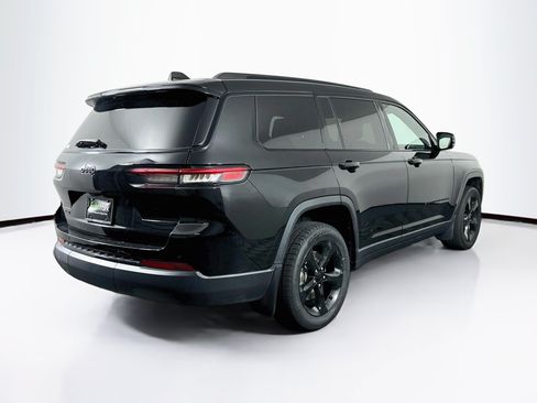 Used 2023 Jeep Grand Cherokee L Laredo AWD/4WD image 9