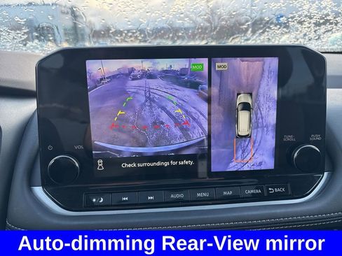 Used 2023 Nissan Rogue Platinum w/ Platinum Premium Package image 21