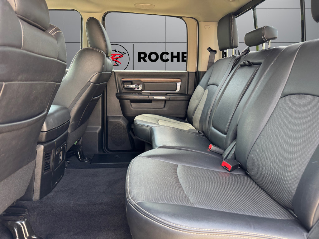 Used 2017 RAM 1500 Laramie w/ Convenience Group AWD/4WD image 16