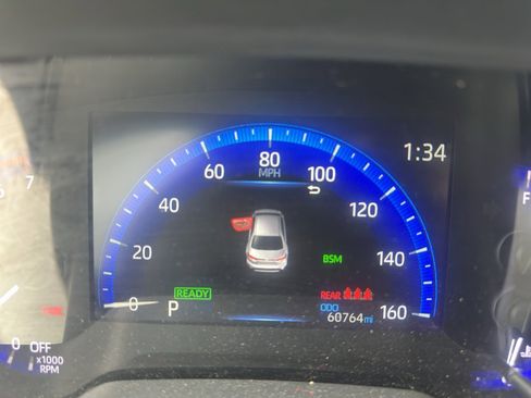 Used 2021 Toyota Corolla LE image 10