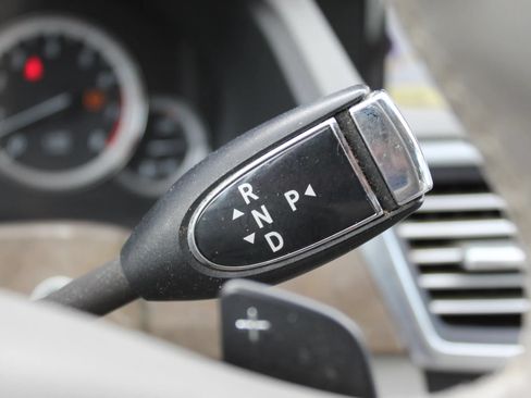 Used 2011 Mercedes-Benz E 350 4MATIC Wagon image 18