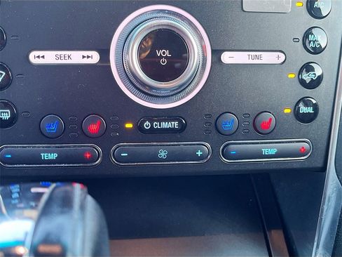 Used 2018 Ford Explorer Limited w/ Equipment Group 301A image 20