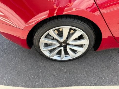 Used 2020 Tesla Model 3 Standard Range Plus RWD image 30