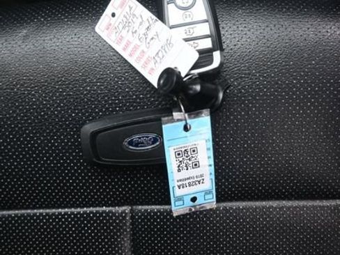 Used 2019 Ford Expedition XLT w/ Equipment Group 202A image 13