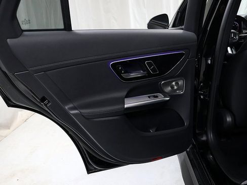 Certified 2024 Mercedes-Benz GLC 300 4MATIC image 27