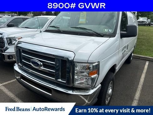 Used 2013 Ford E-250 and Econoline 250 w/ PWR Group RWD image 2