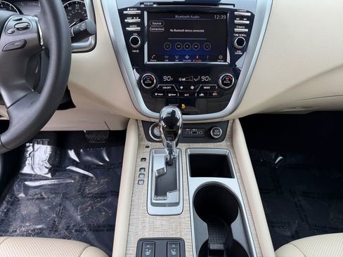 Used 2021 Nissan Murano SL w/ SL Moonroof Package image 11