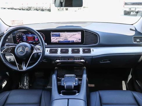Used 2025 Mercedes-Benz GLE 350 4MATIC image 12